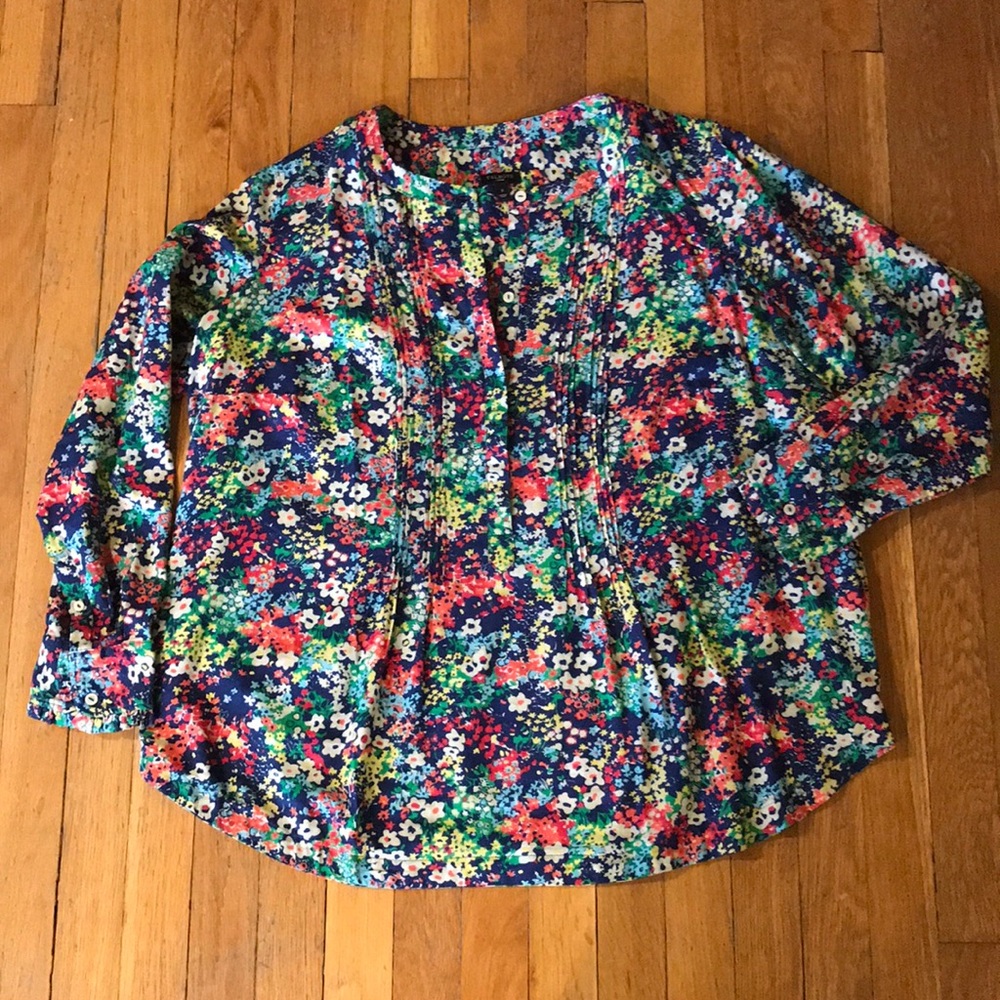 Talbots Flowered tunic blouse